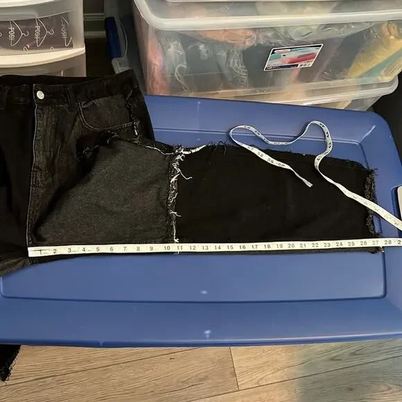 Shein 2 Tone Patch Distressed Black & Dark Denim Ultra High Rise Jeans - Picture 12 of 15